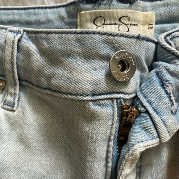 Jessica Simpson Forever Shorts New Distressed Womens Size 27 Feather Charm - Picture 3 of 7